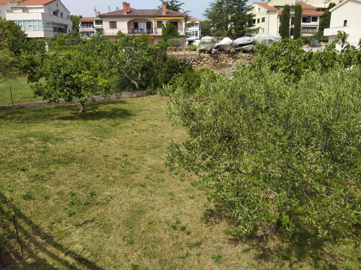 Apartman Avsec Krk Town Exterior photo